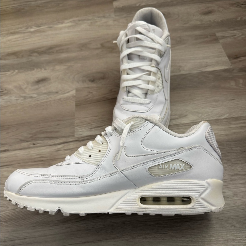 Nike Air Max 90's Triple White - Picture 3 of 9